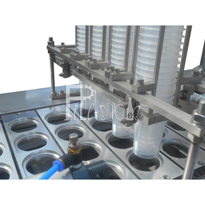 8 линий прибор завода машины запечатывания автоматической стирки чашки заполняя герметизируя упаковывая