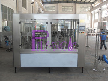 Автоматическая пластичная линия безалкогольного напитка 8000BPH заполняя для Carbonated пить