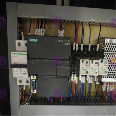 Машина для прикрепления этикеток 50BPM стикера одиночной головы слипчивая для круглой бутылки