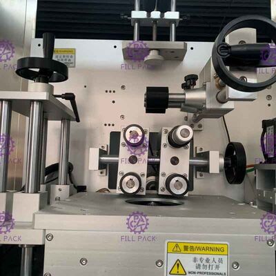 Машина светоэлектрического стикера бутылки ЛЮБИМЦА PVC рукава сокращения плоского обозначая