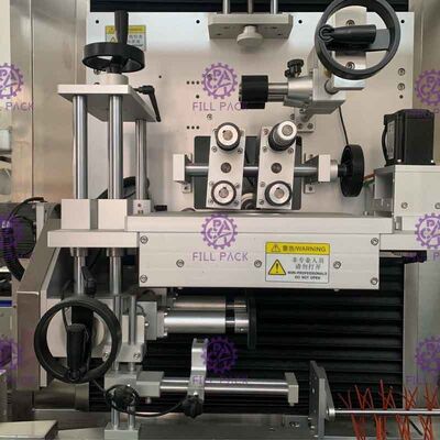 Автоматическая машина для прикрепления этикеток для бутылки ЛЮБИМЦА 2Л и крышки бутылки