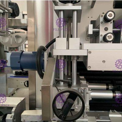 Автоматический двойной подавая тип машина для прикрепления этикеток бутылки для ярлыка 250BPM ЛЮБИМЧИКА/PVC