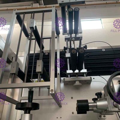 Автоматический двойной подавая тип машина для прикрепления этикеток бутылки для ярлыка 250BPM ЛЮБИМЧИКА/PVC