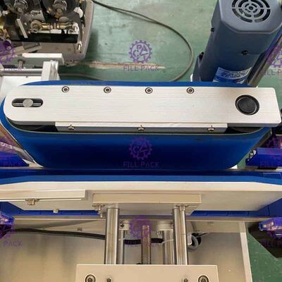 машина для прикрепления этикеток одиночной стороны 1800bph слипчивая для небольшой круглой бутылки