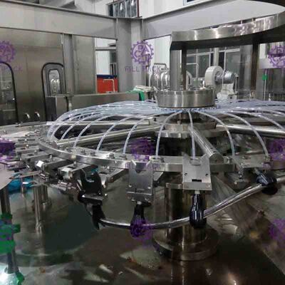 Автоматическая пластичная линия безалкогольного напитка 8000BPH заполняя для Carbonated пить