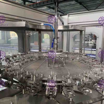 Чистая выпивая вода бутылки 3 ЛЮБИМЦА в 1 оборудовании/заводе/машине/системе/линии Каппер заполнителя Моноблок Ринсер