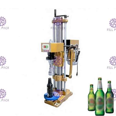 Бутылка стекла пива прессы руки машины Semi автоматического Carbonated напитка заполняя покрывая ручная