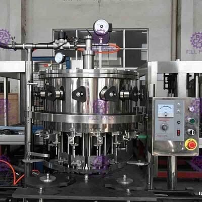 Линейный тип оборудование 0.25L безалкогольного напитка разливая по бутылкам - 2.5L для пластичной бутылки