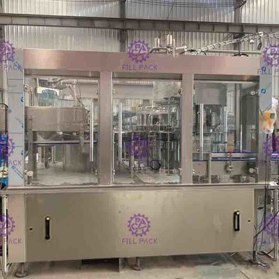 DCGF40-40-12 Carbonated машина завалки напитка для пластиковых бутылок ЛЮБИМЦА завинчивой пробки