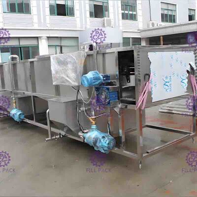 Напиток обрабатывая пластмассу разлил стерилизатор по бутылкам 80 до сока охлаждая ℃ 60