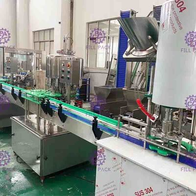 Машина завалки напитка безалкогольного напитка бутылки ЛЮБИМЧИКА Carbonated технологической линией линейная