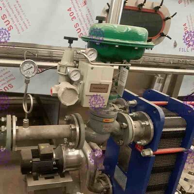 Carbonated стерилизатор разлитый по бутылкам питьем автоматический, обрабатывающее оборудование сока
