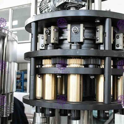 Промышленное оборудование безалкогольного напитка машины завалки Monoblock Semi автоматическое разливая по бутылкам