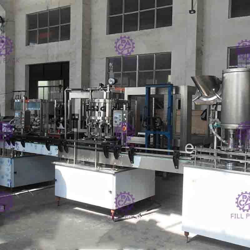 Линейный тип оборудование 0.25L безалкогольного напитка разливая по бутылкам - 2.5L для пластичной бутылки