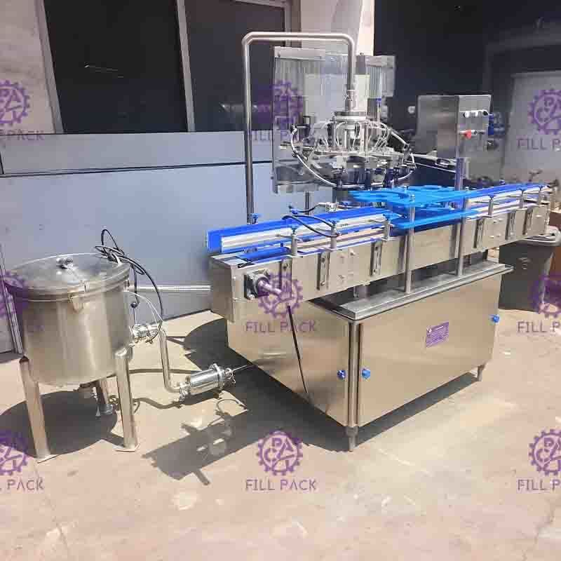 Машина завалки напитка безалкогольного напитка бутылки ЛЮБИМЧИКА Carbonated технологической линией линейная